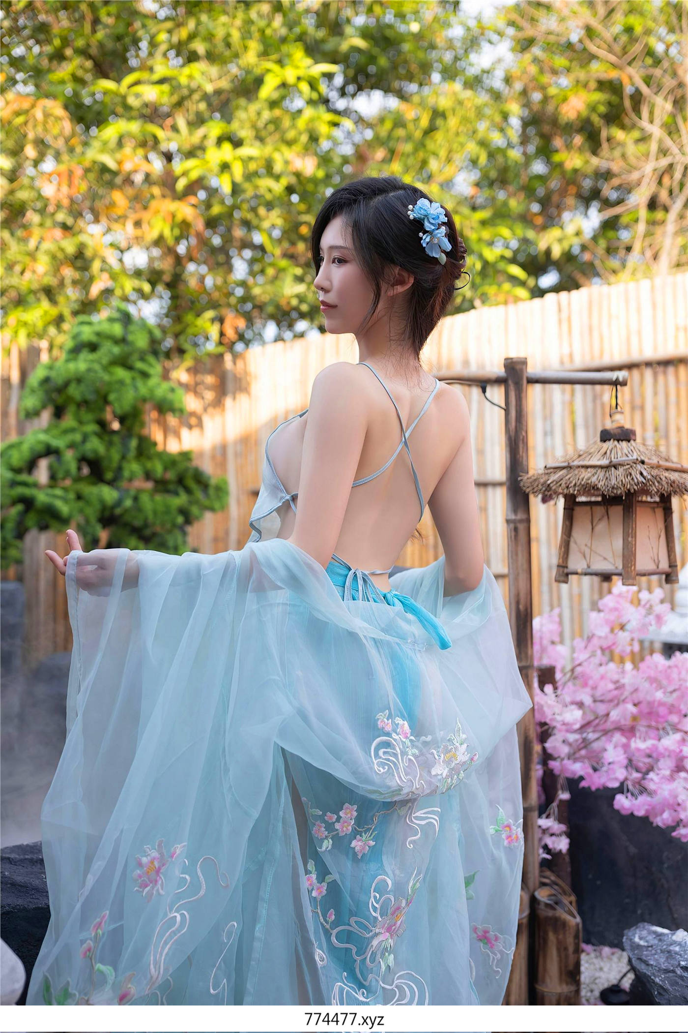 c0b9bc895fa60cbca250f751327a8880.jpg